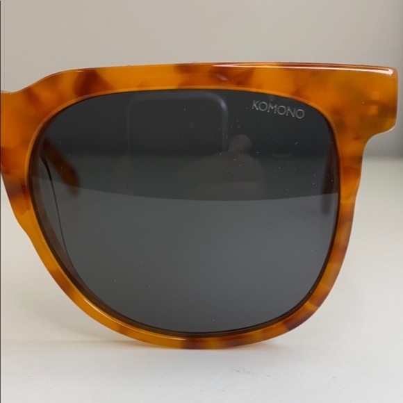 Komono sunglasses New Riviera Caramel Demi orange brown tortoise main image 12